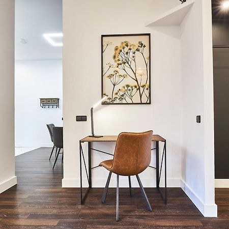 Castellana Ii, By Presidence Rentals Madrid Extérieur photo